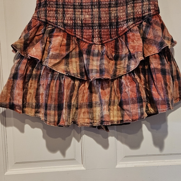 147 Oli & Hali Checkered A-Line Skirt - Red and Black - Picture 2 of 3